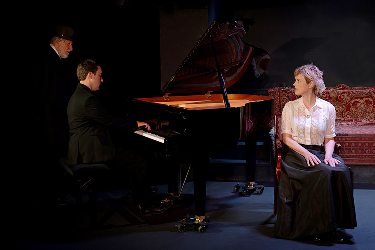 LE BONHEUR CONJUGAL, De Léon TOLSTOÏ, Adaptation et mise en Scène : Françoise PETIT