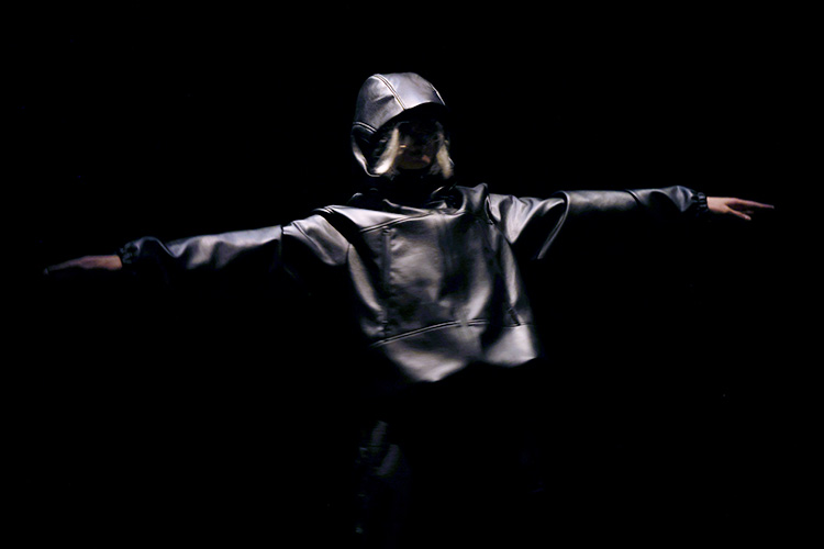 WHEN YOU’RE ALONE IN YOUR FOREST ALWAYS REMEMBER YOU’RE NOT ALONE, Vilma Pitrinaitė,